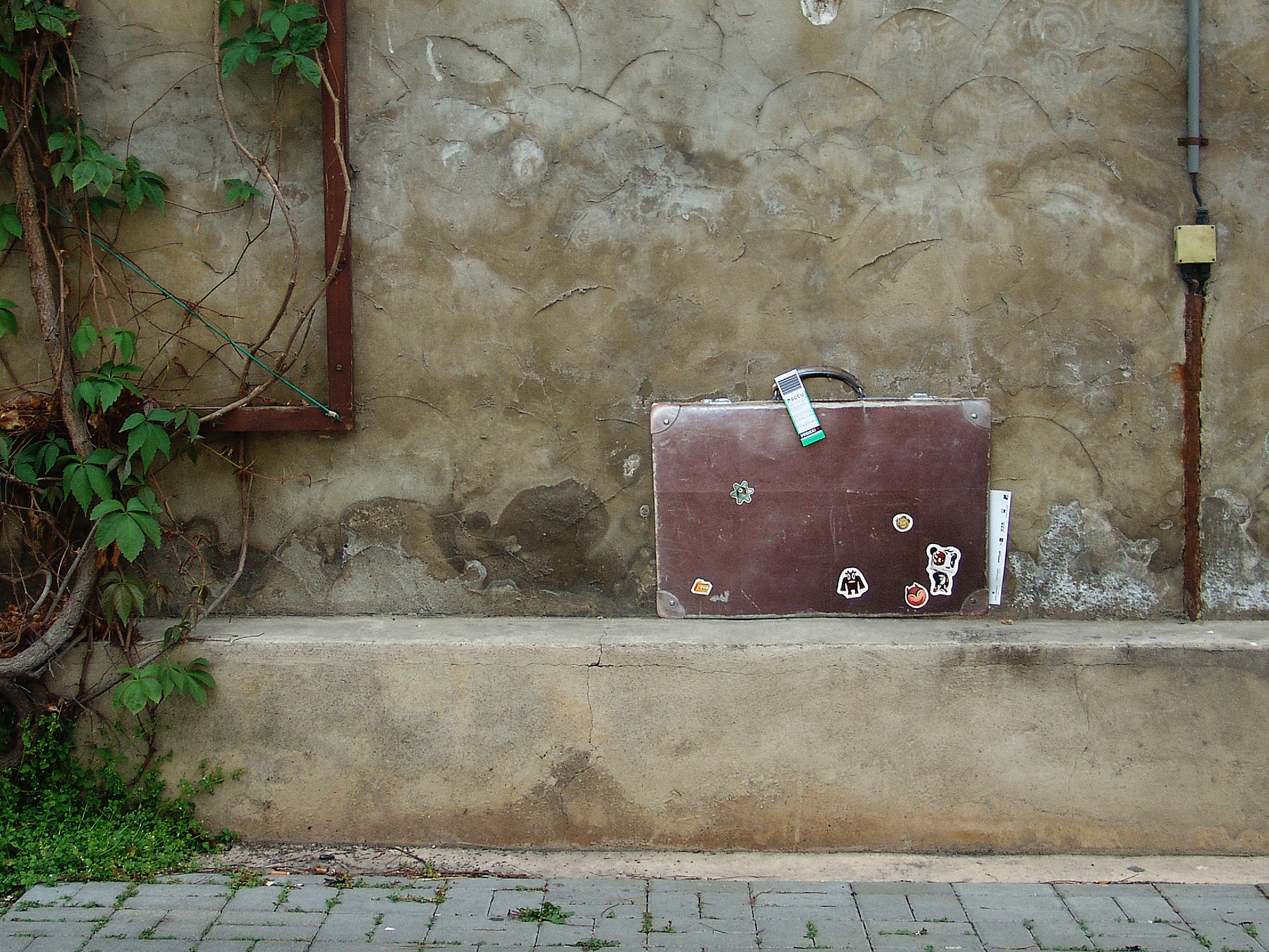 projektil-plakat-moccu_03