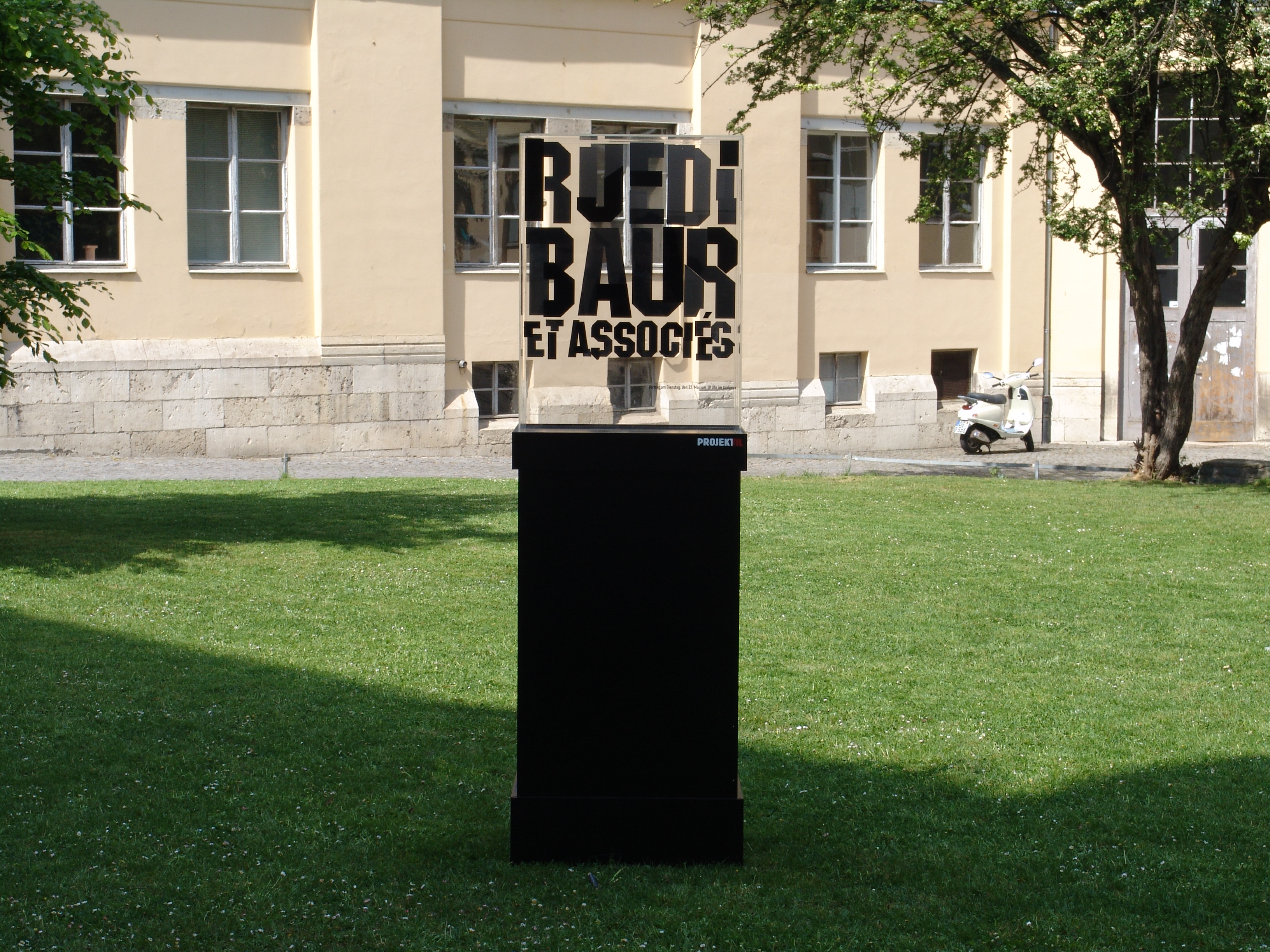 projektil-plakat-ruedi_04